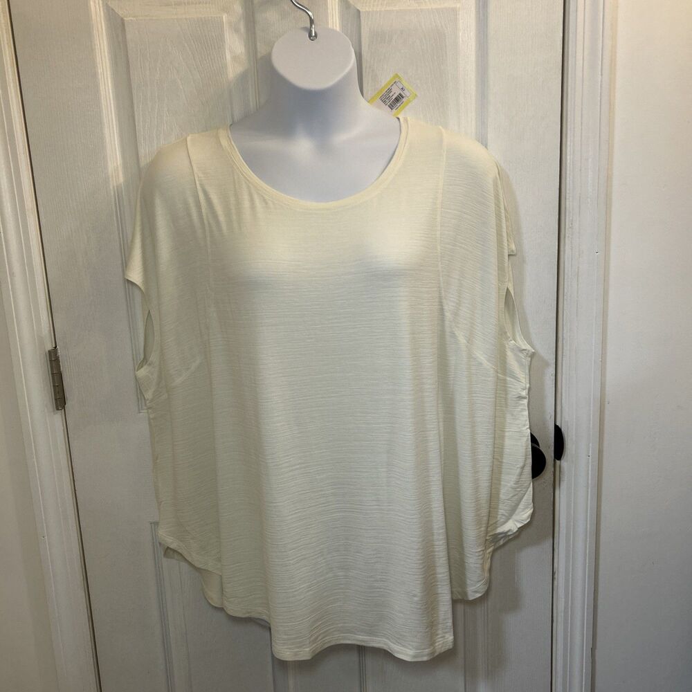 NWT All In Motion Plus 4X T-Shirt Off White Soft Activewear Short Sleeve Top